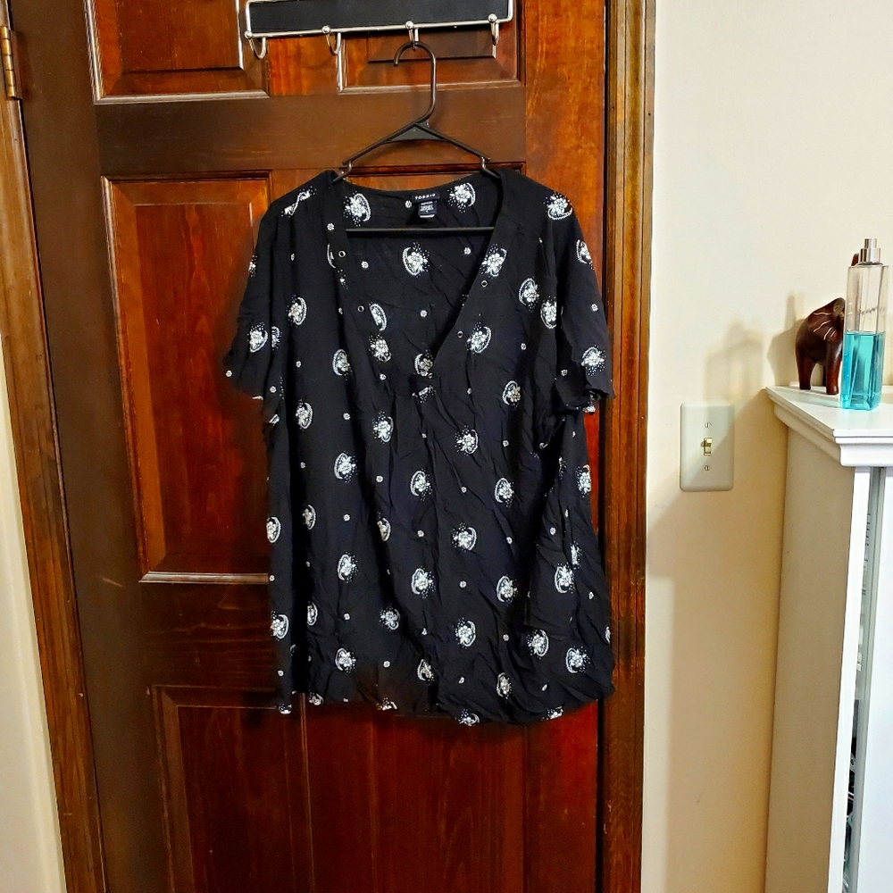 Torrid floral Top